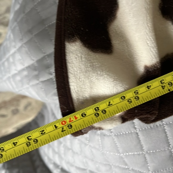 Charter Club Brown and White Patterned Throw - Picture 9 of 10